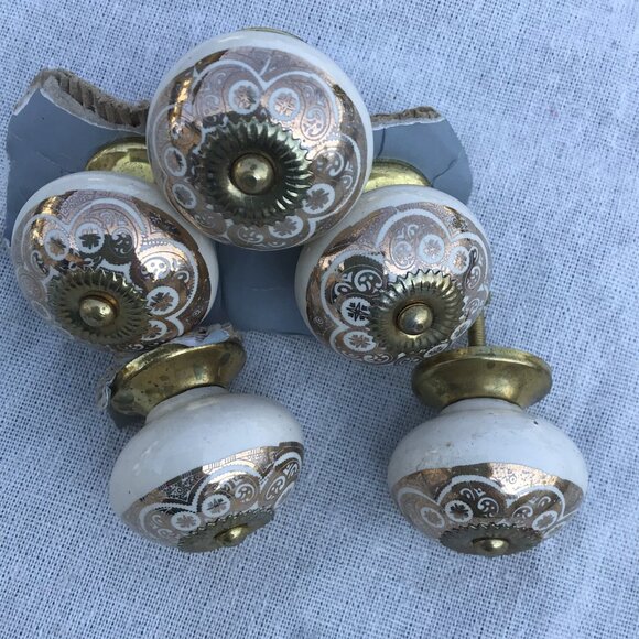 NEW Set 5 Decor Ceramic Gold Brass Decorative Drawer Cabinet Pulls Knobs - Picture 8 of 10